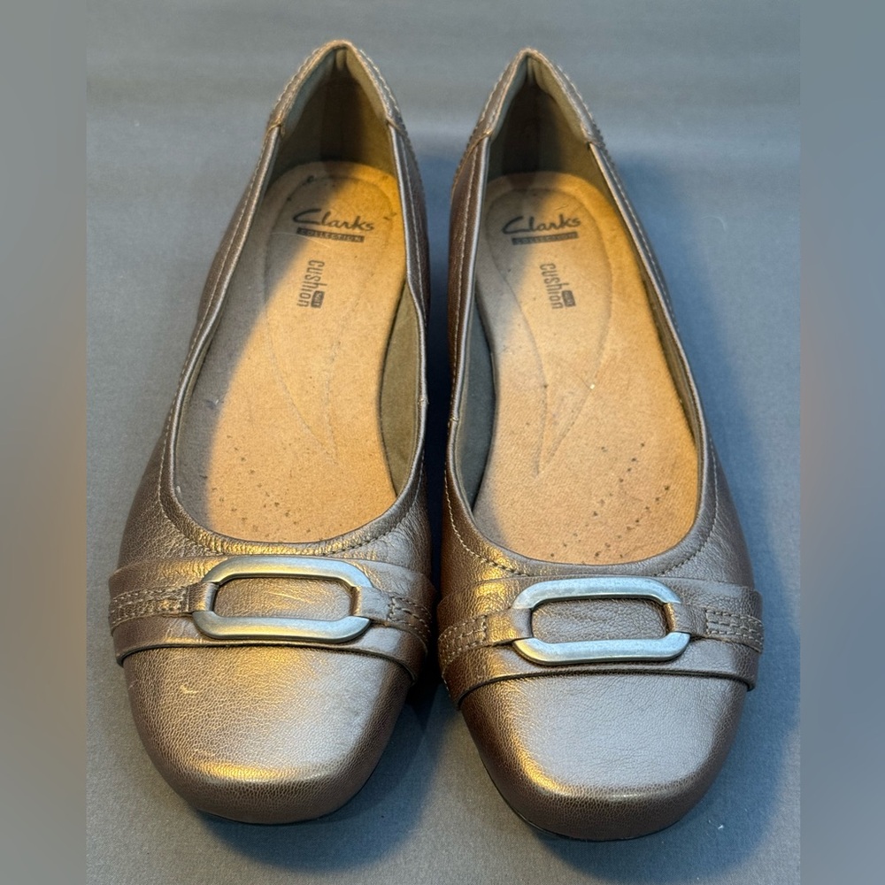 Clarks Collection Soft Cushion Flats Shoes Women Sz 10 M Brown Leather Slip Ons